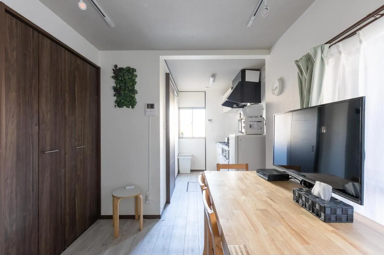 Apartment リフォーム済みコンパクトな戸建池袋西エリア地下鉄千川駅要町駅2階建て閑静な住宅街